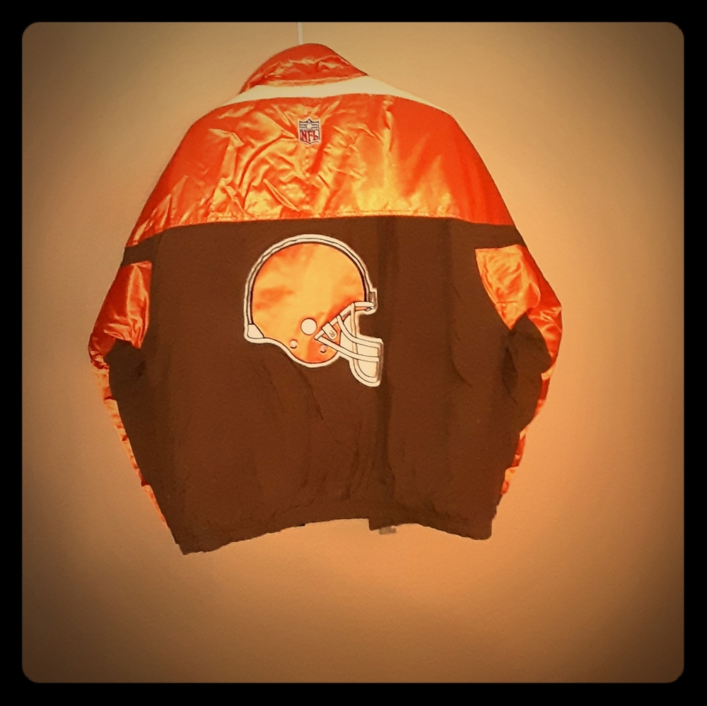 VINTAGE CLEVELAND BROWNS PRO-LINE STARTER COAT